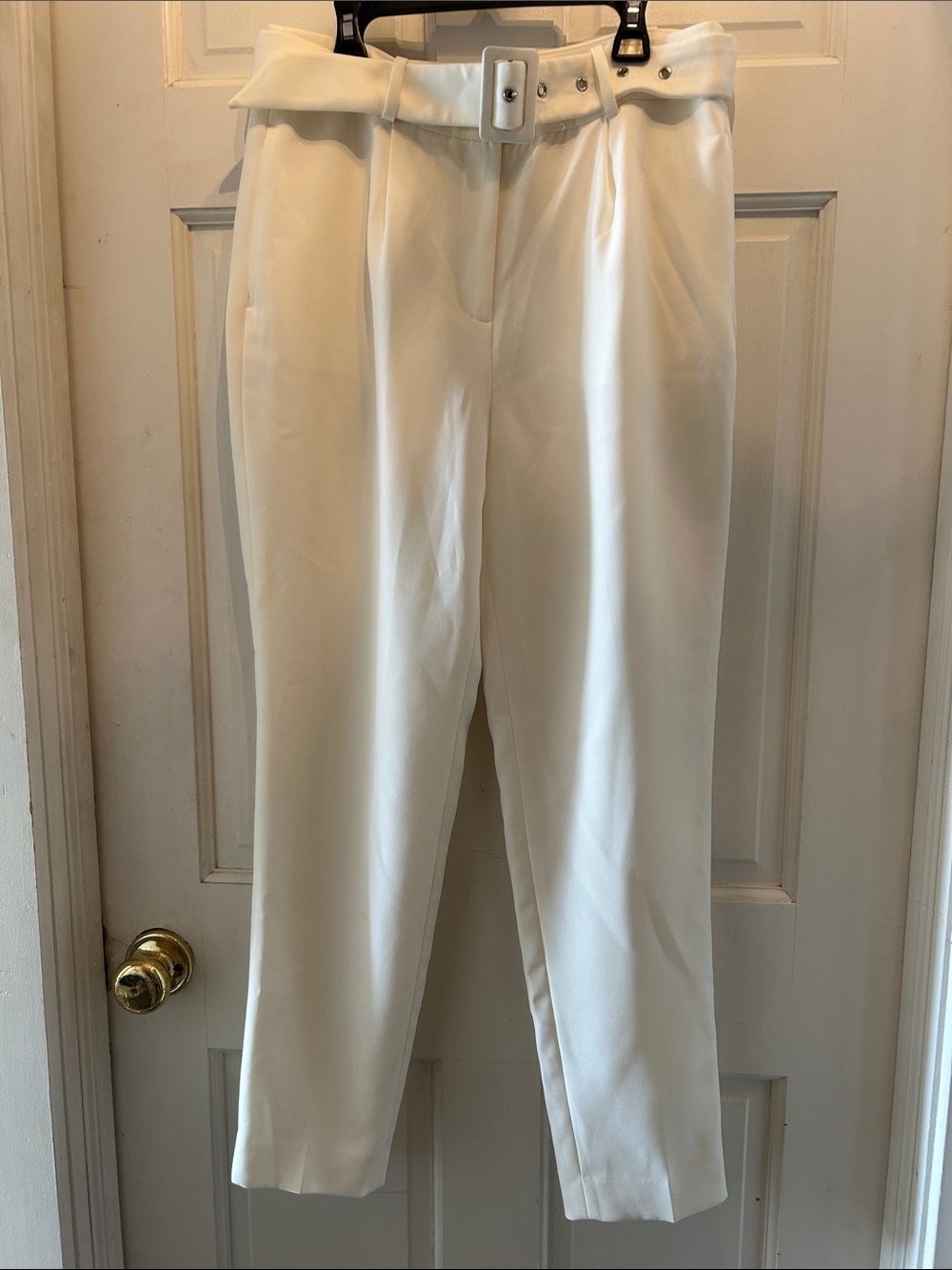 White House Black Market Cream High-Waist Belted Cropped Trousers